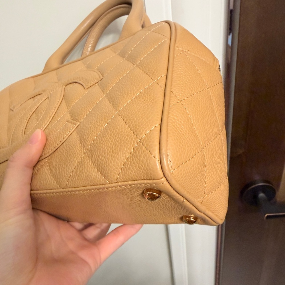 Chanel vintage beige caviar leather CC Quilted Leather Boston handle Handbag - Picture 4 of 8
